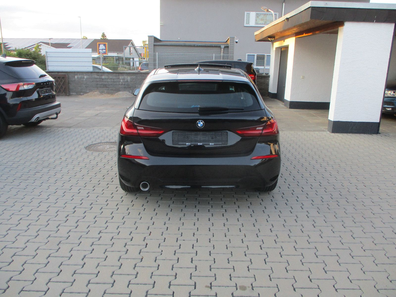 BMW 116 d NAVI PANORAMA HEAD SPURH TEMP SITZH LED PDC — photo 8