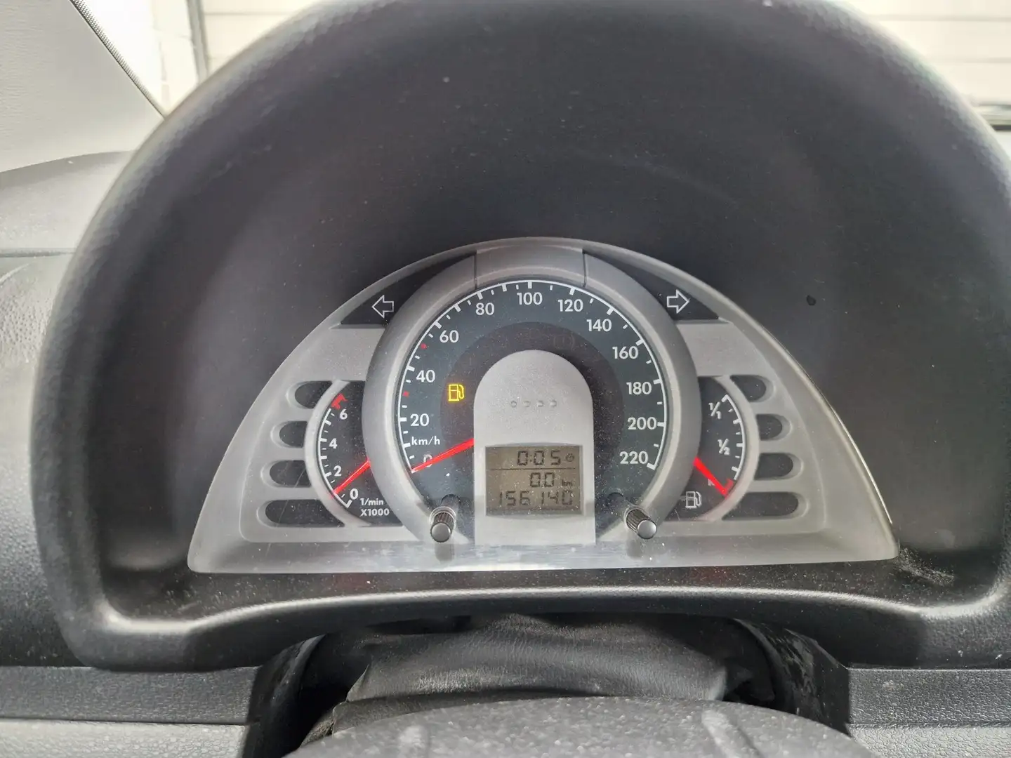 Volkswagen Fox Sport *TÜV NEU*17" Alufelgen*Fahrwerk* Schwarz - 2