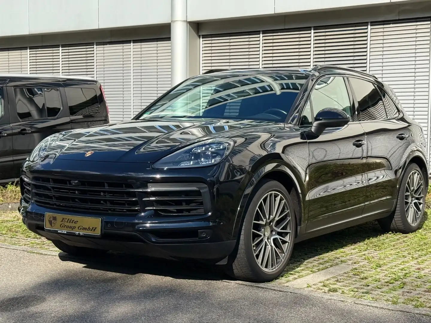 Porsche Cayenne 3.0 V6*Sport-Chrono*Vollausstattung*21" Schwarz - 1