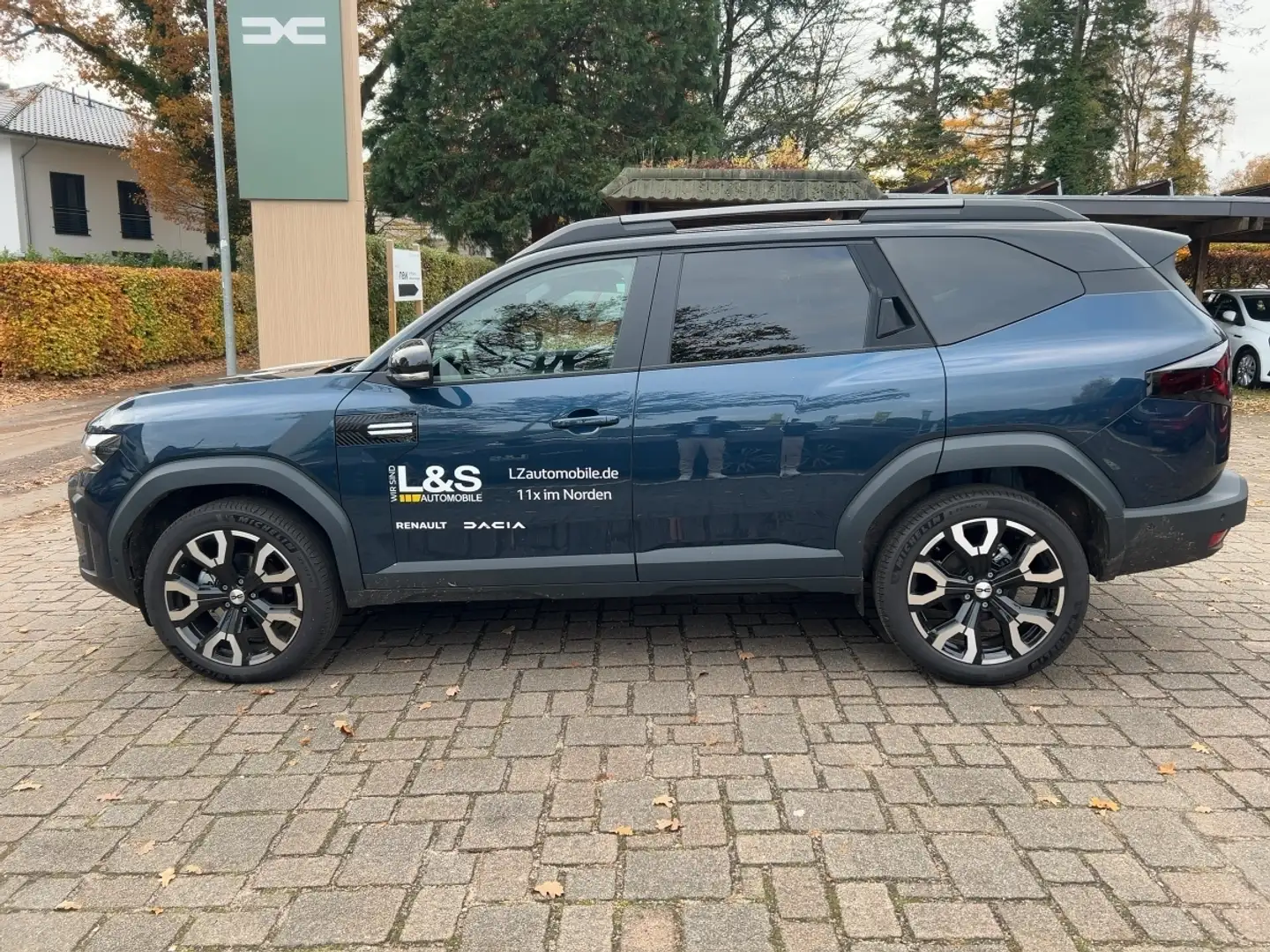 Dacia Bigster Journey HYBRID 155 Blau - 2