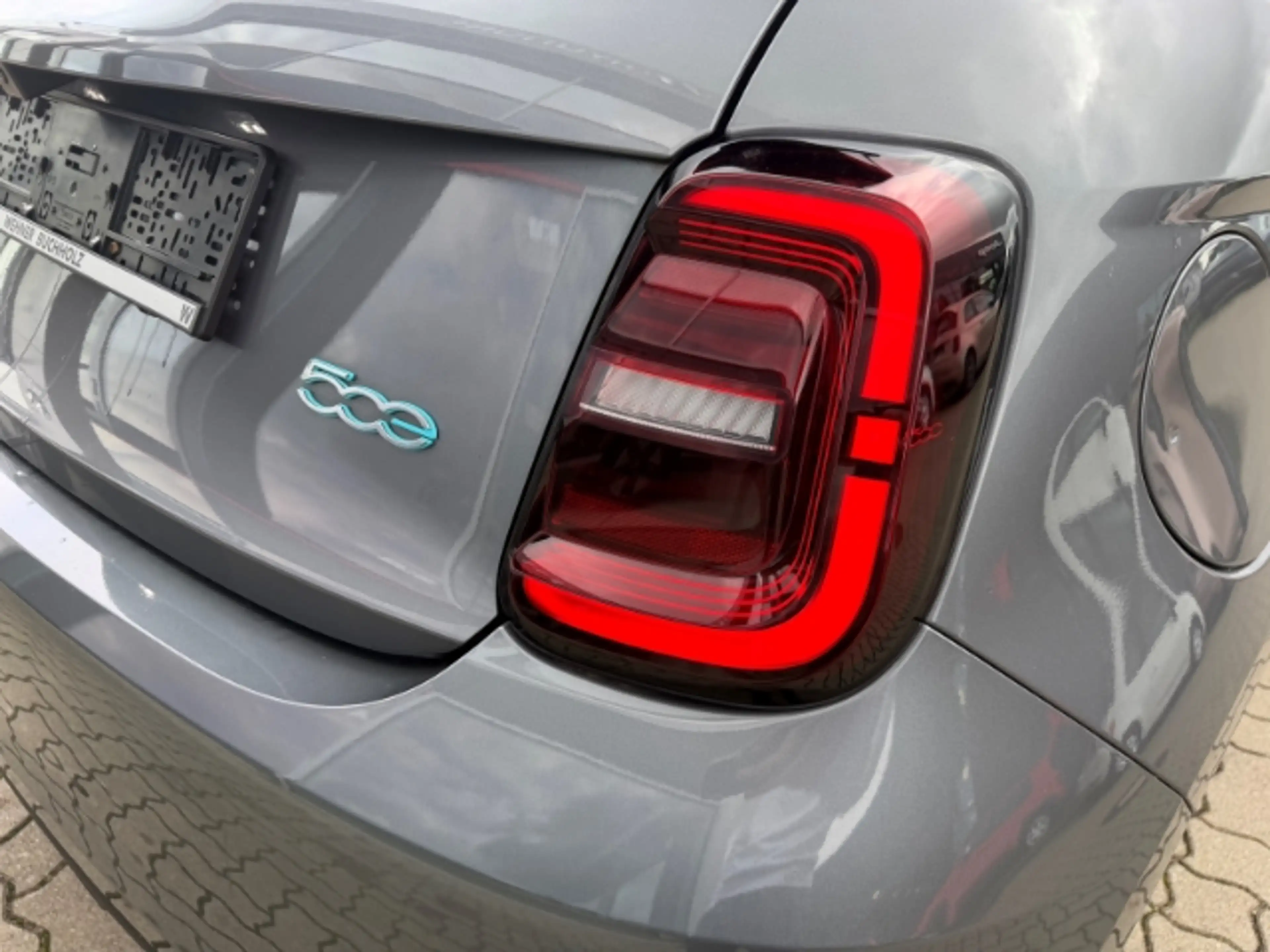 Fiat 500e Icon *Sitzheizung *Apple Car Play *Tempomat — photo 24