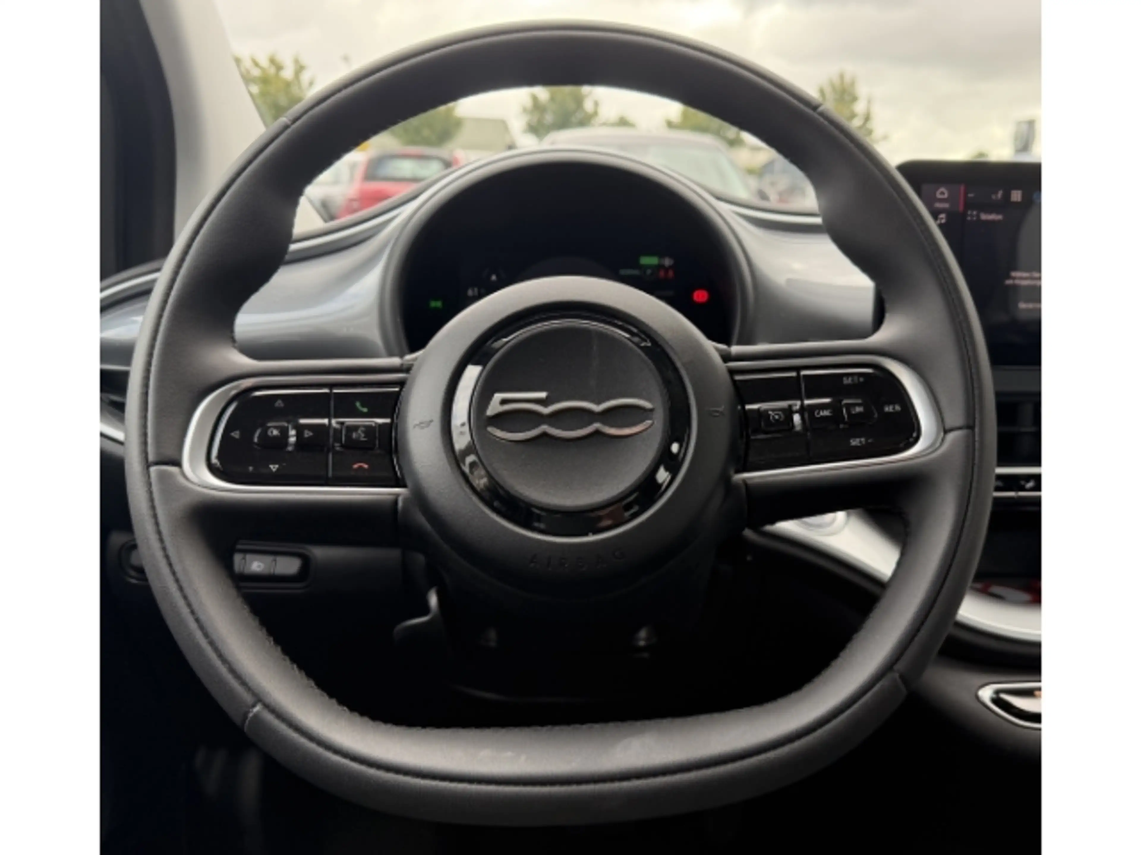 Fiat 500e Icon *Sitzheizung *Apple Car Play *Tempomat — photo 13