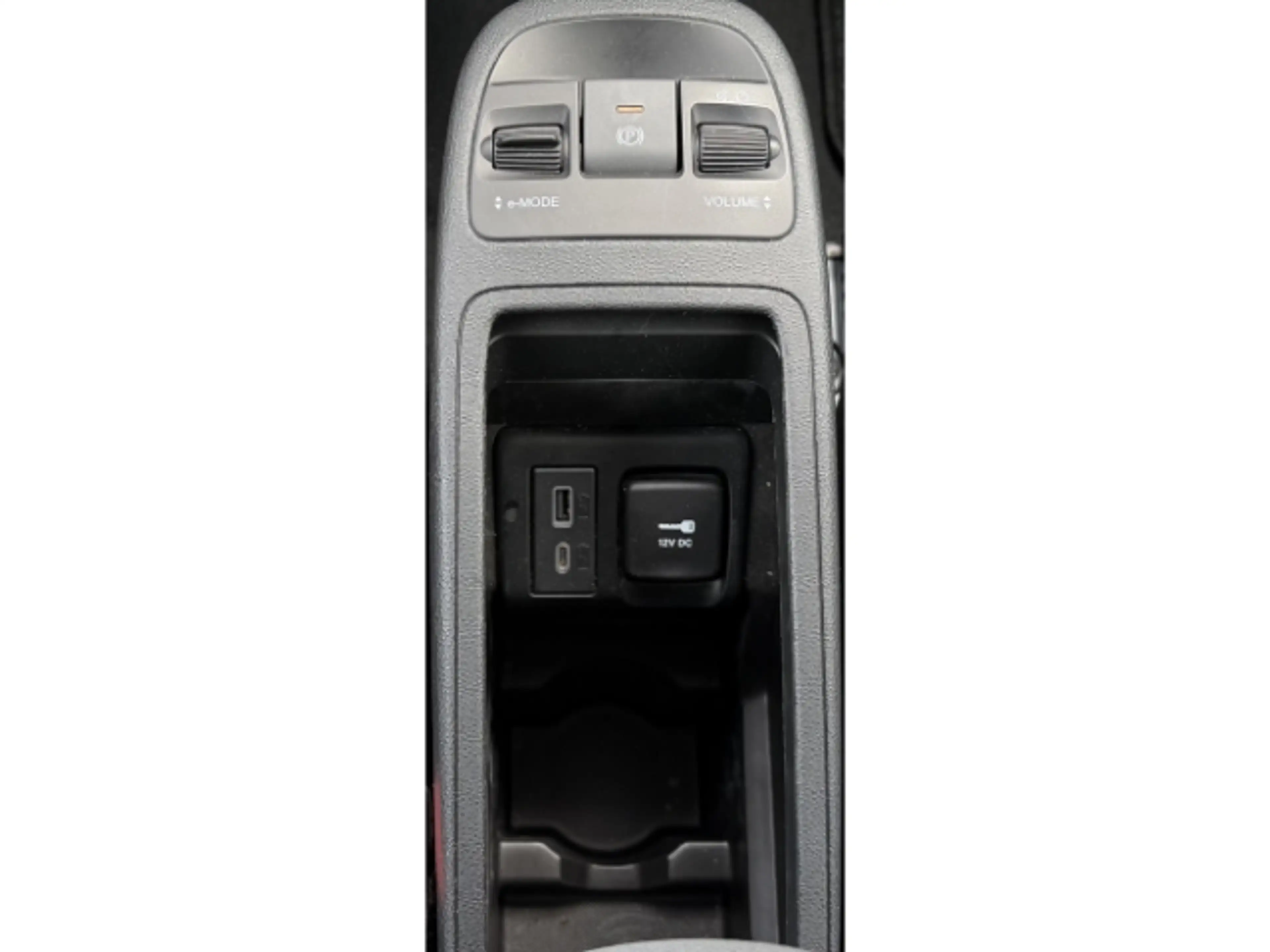 Fiat 500e Icon *Sitzheizung *Apple Car Play *Tempomat — photo 19