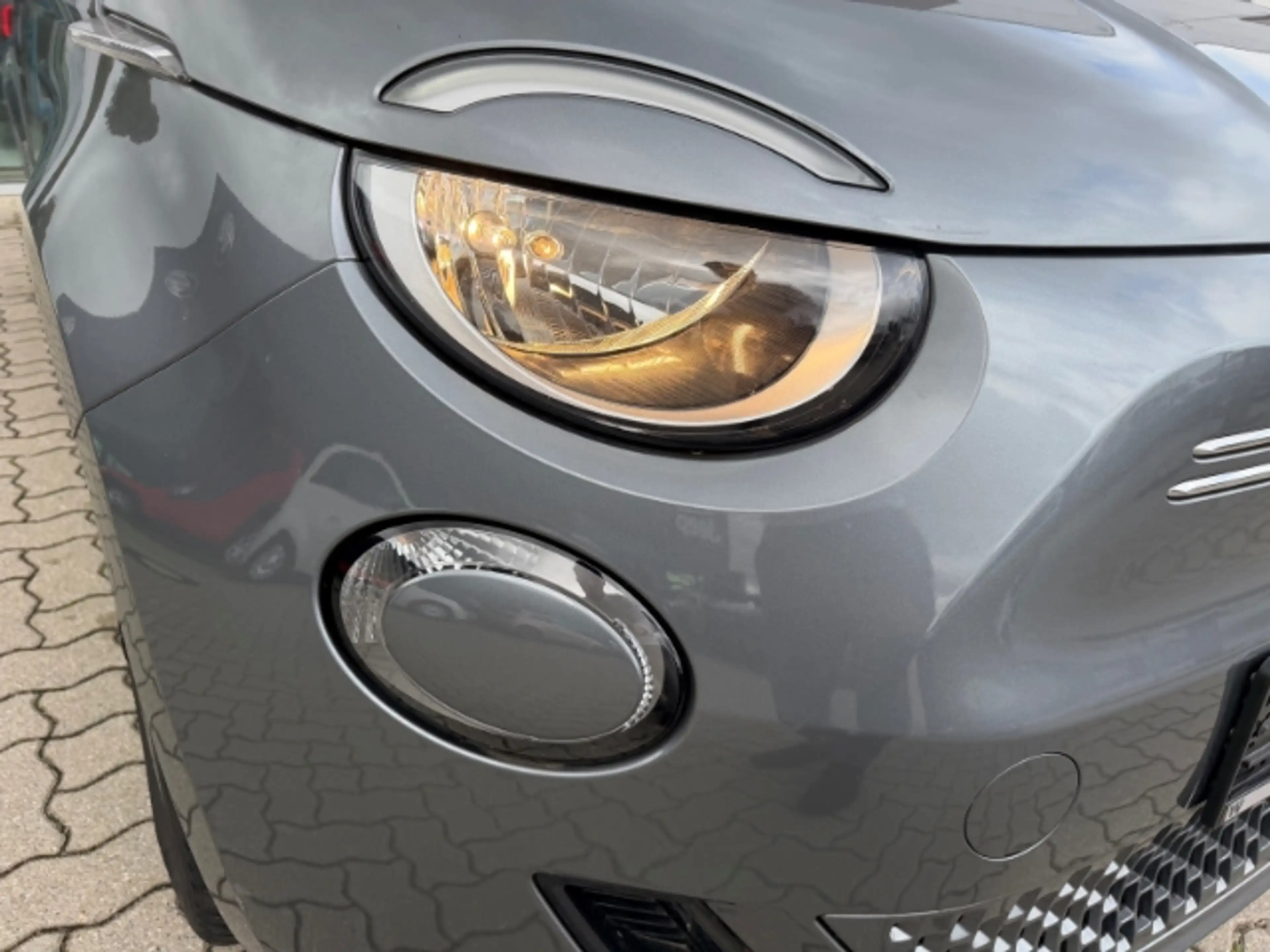 Fiat 500e Icon *Sitzheizung *Apple Car Play *Tempomat — photo 23