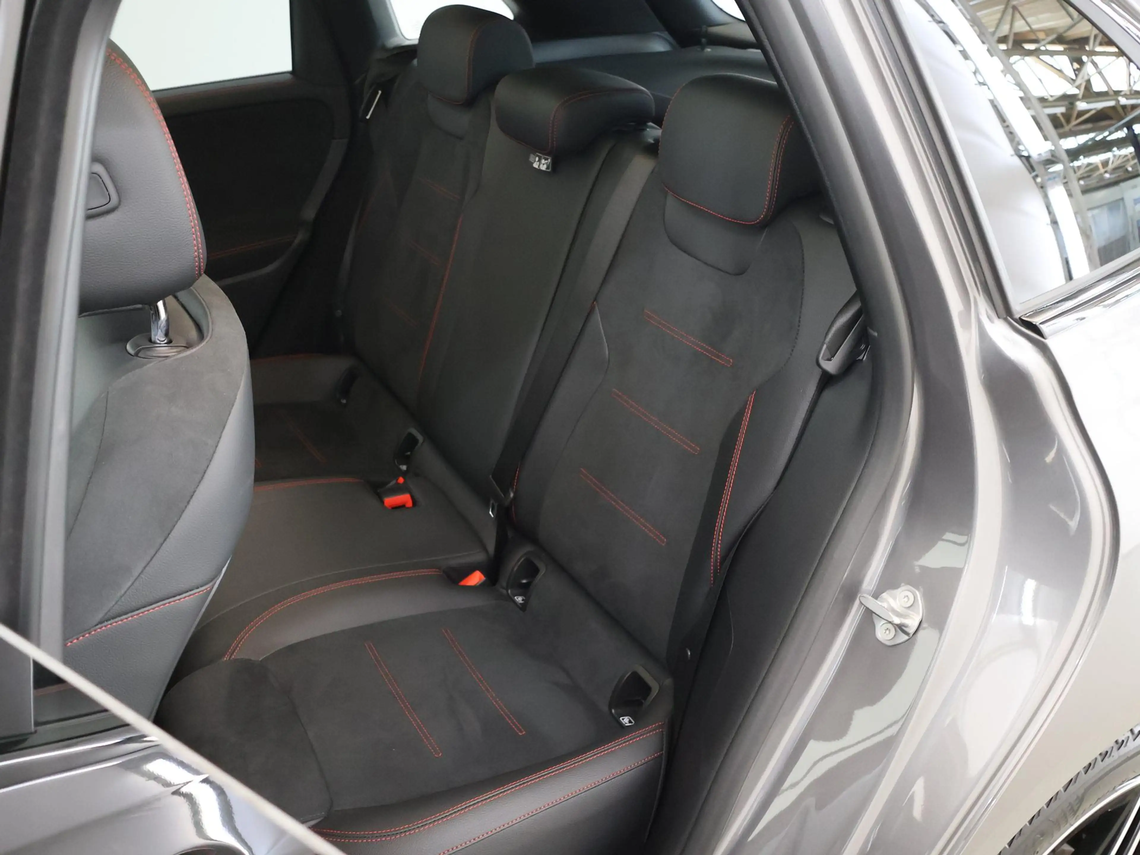 Mercedes-Benz B 250 e AMG Line | Panoramadak | Night pakket | Widescre — photo 11
