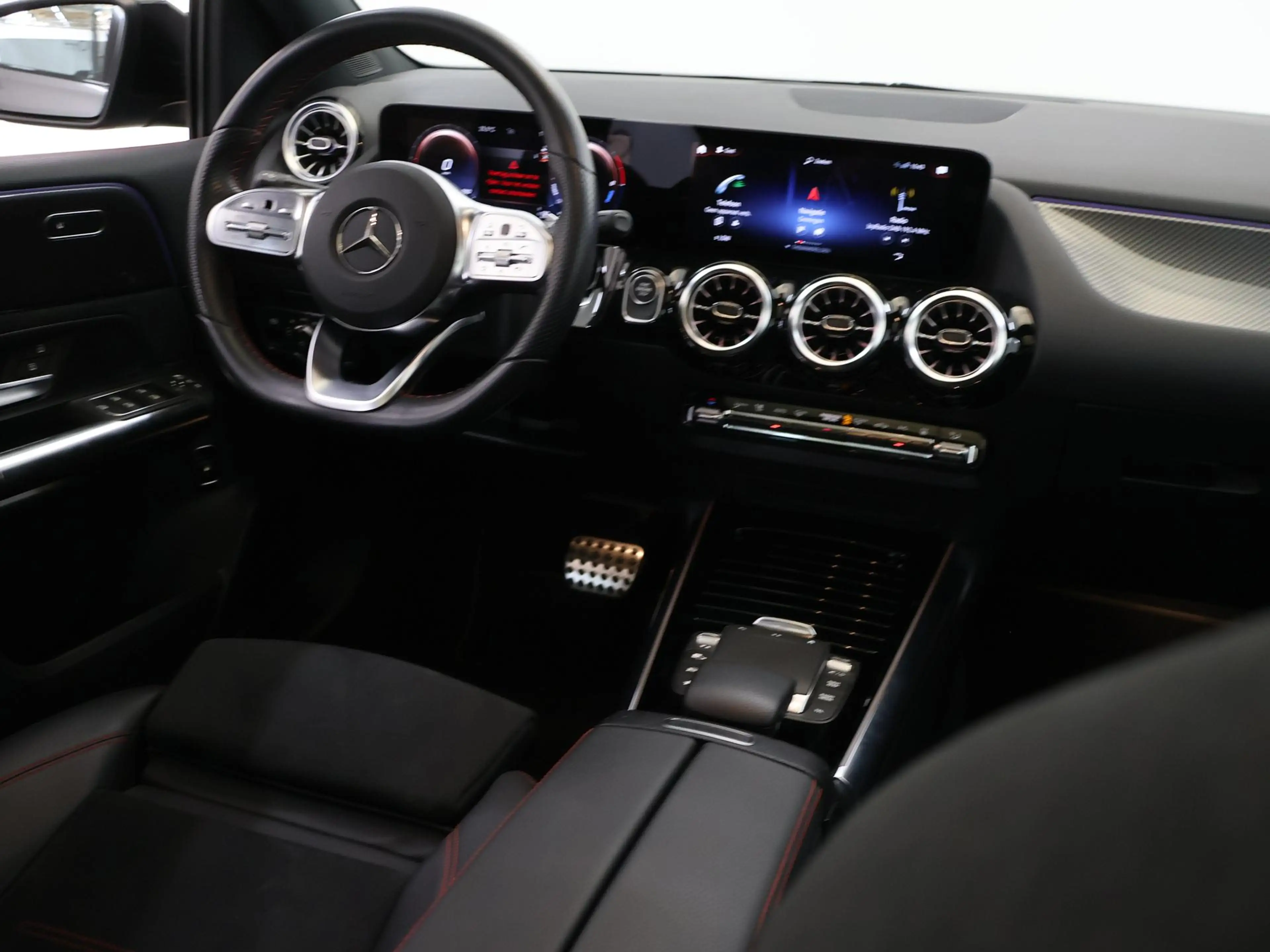 Mercedes-Benz B 250 e AMG Line | Panoramadak | Night pakket | Widescre — photo 9