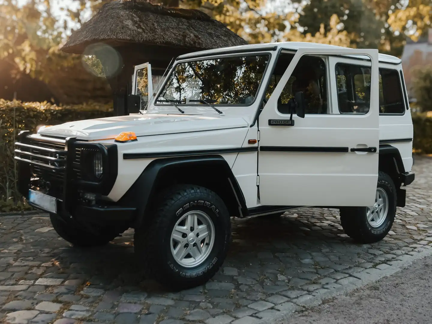 Mercedes-Benz G 280 GE Station kurz (W460) White - 2
