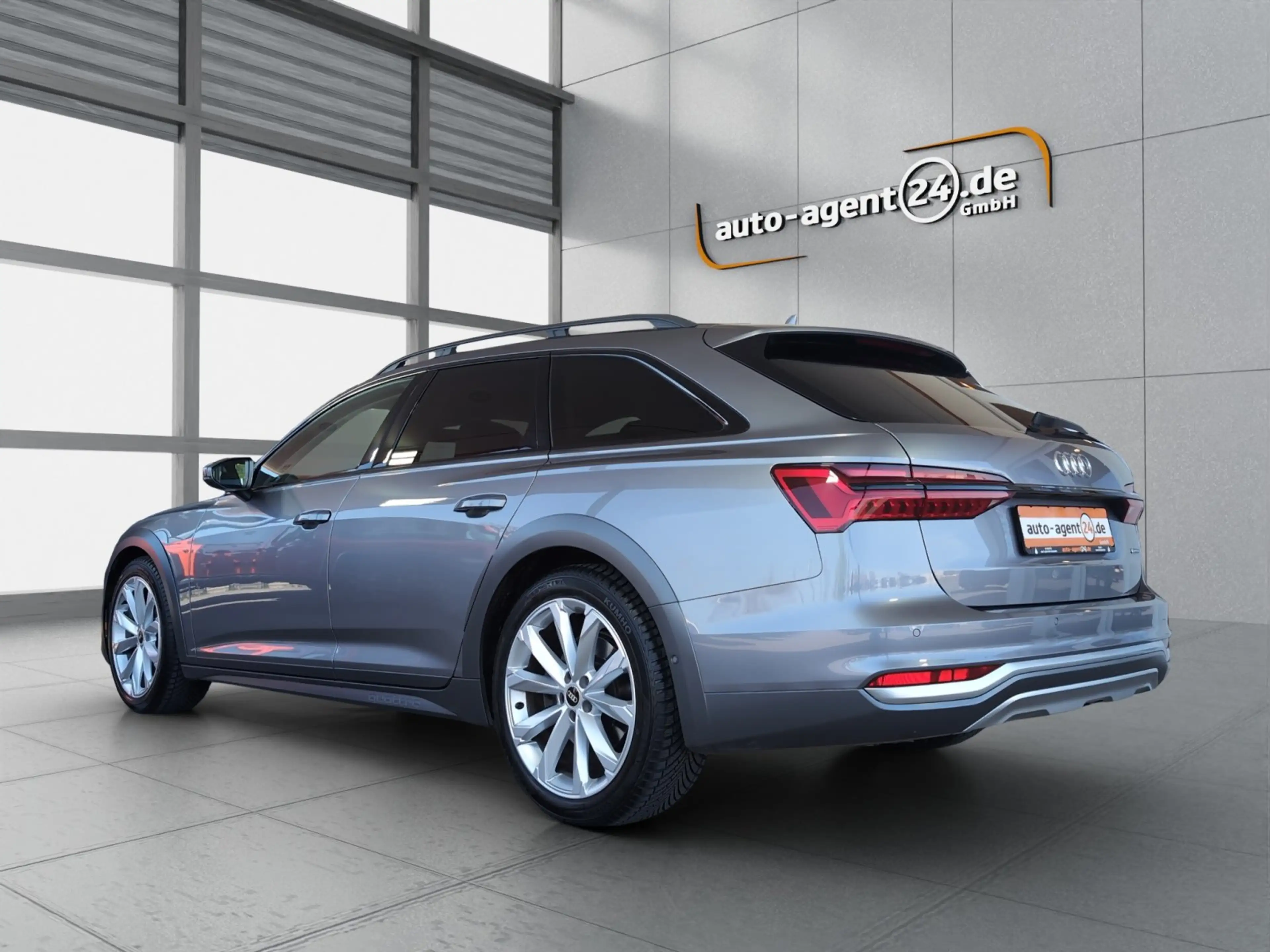 Audi A6 allroad 55 TDI /Matrix/ACC/Luft/StHzg/AHK/Memo/VC/Keyl. — photo 3