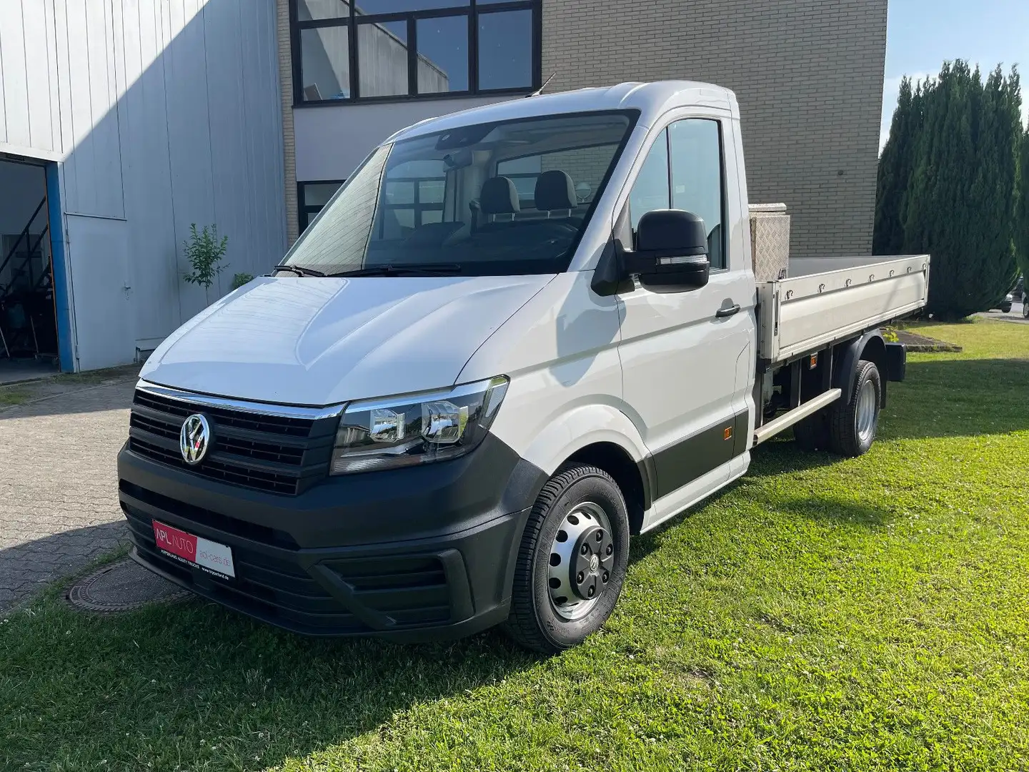 Volkswagen Crafter Pritsche Pritsche 50 mittellang RWD Weiß - 1