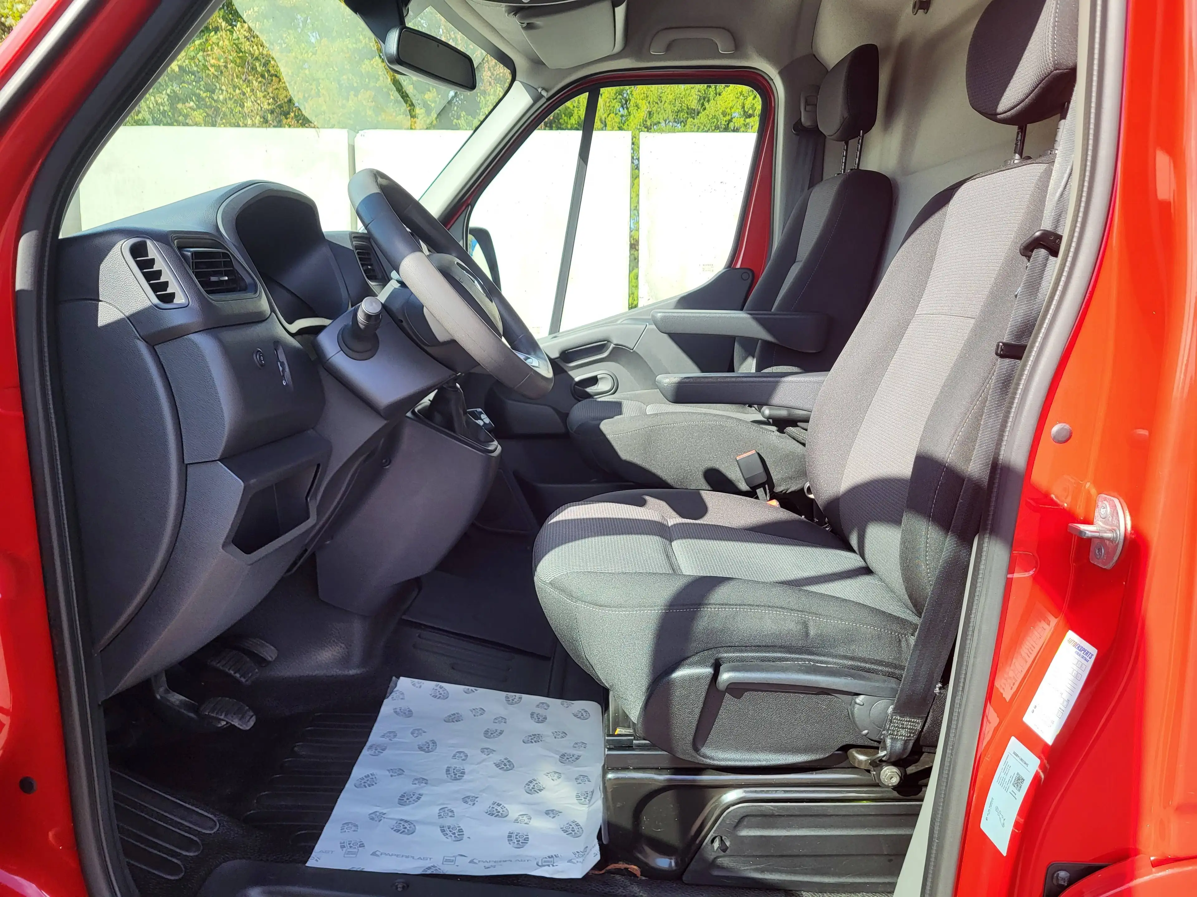 Renault Master 2.3 dCi 35 L2H2 * FRIGORIQUE * TVA RECUP. * 4 VEHICULE DISPO. * — photo 10