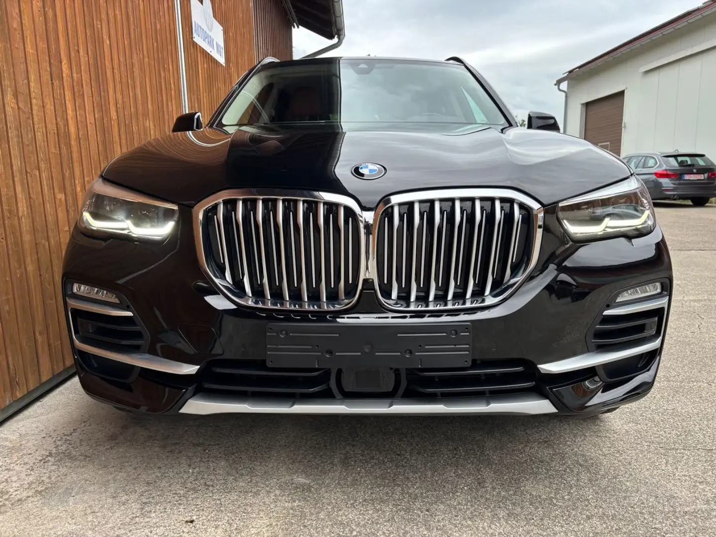 BMW X5 30d X-Line Leder DisplayK Hifi LED Gestigst. Schwarz - 2