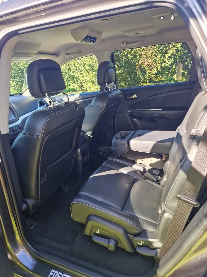 Fiat Freemont Freemont 2.0 mjt 16v Black Code 4x4 170cv auto Grigio - 2