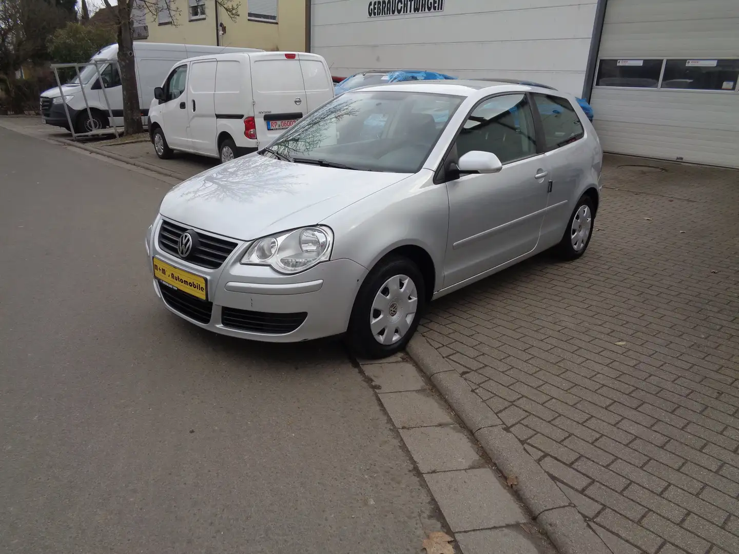 Volkswagen Polo Trendline Klima ZV 1.-Hand Silber - 1
