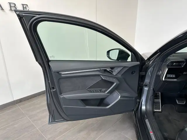 Audi A3 view 6