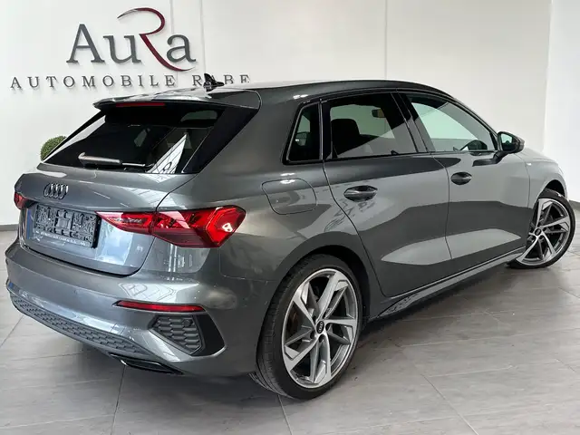 Audi A3 view 4
