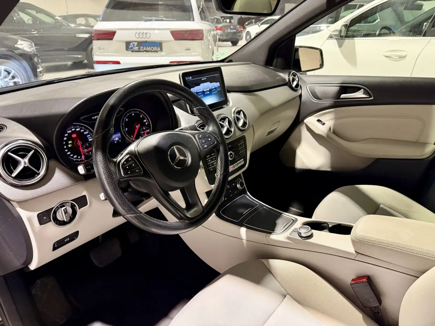 Mercedes-Benz B 180 CDI 7G-DCT - 2