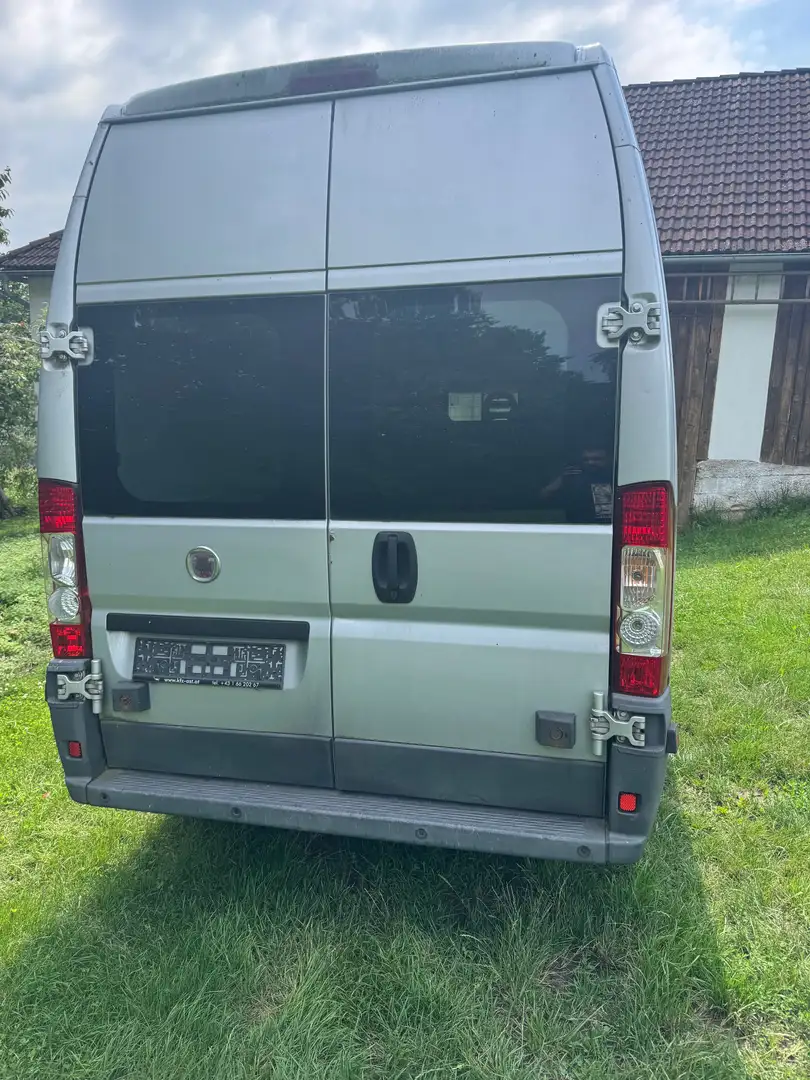 Fiat Ducato Ducato GR-Panorama 33 L2H2 2,3 JTD 120 DPF Argintiu - 2