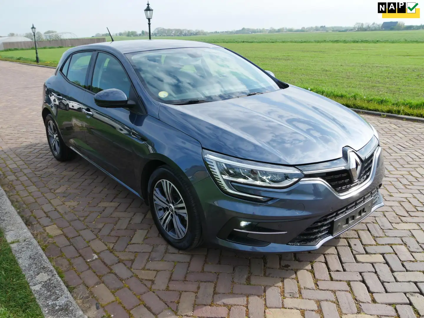 Renault Megane 1.5 Blue dCi 115 Evolution BVA7 NAVI CLIMA ** 1099 Grijs - 1