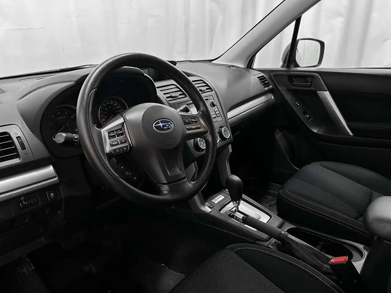 Subaru Forester снимка Subaru Forester