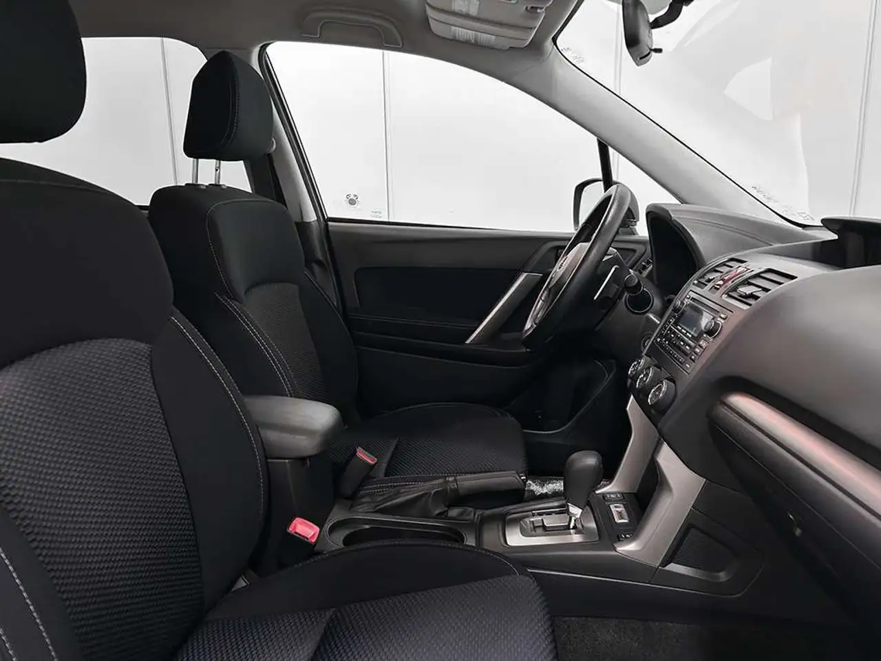 Subaru Forester снимка Subaru Forester