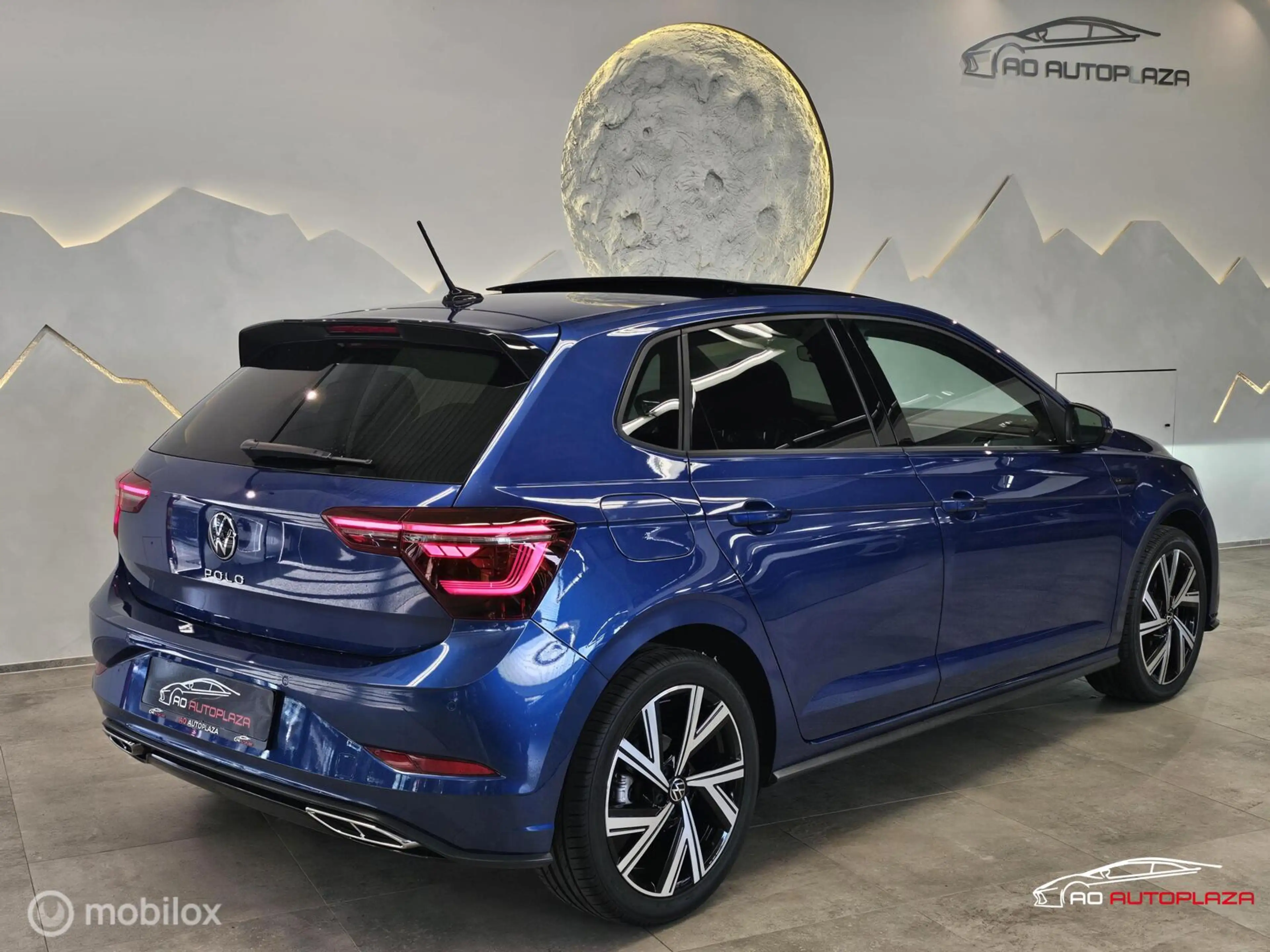 Volkswagen Polo 1.0 TSI 3x R-Line Panorama/Keyless/IQ Light/Camera — photo 2