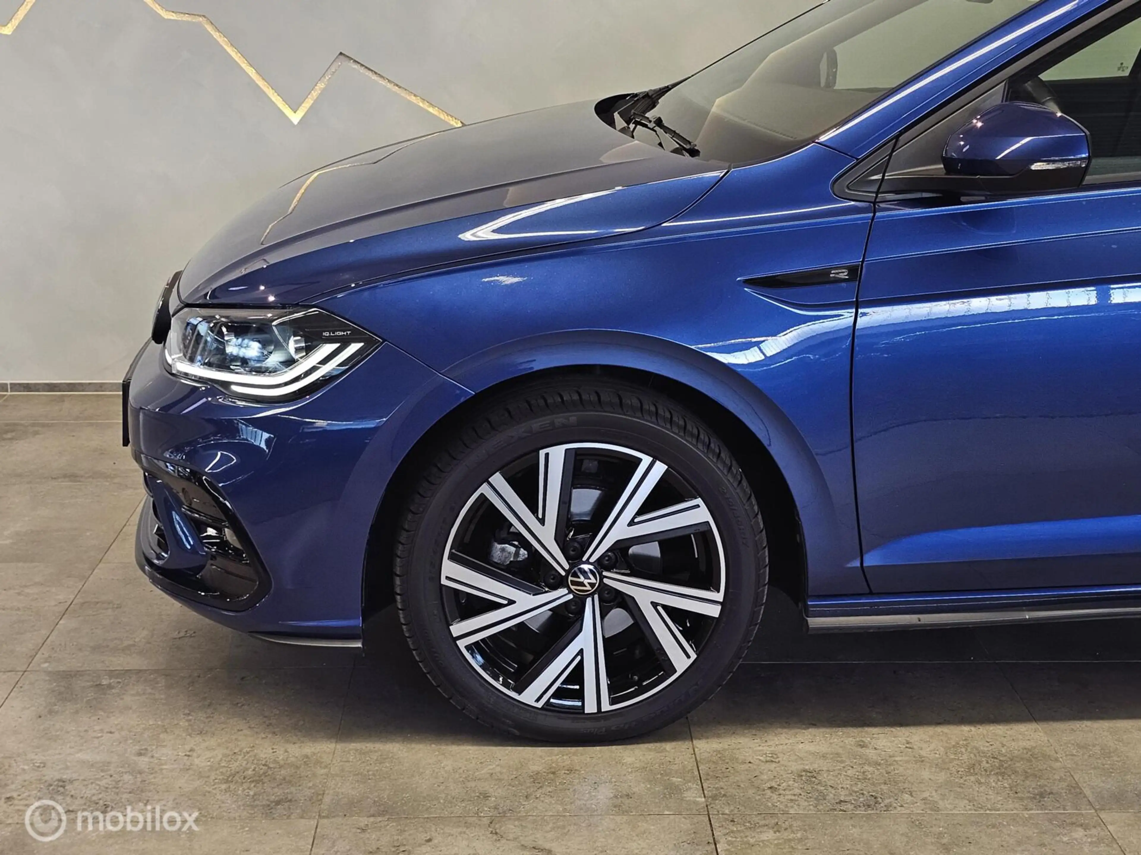 Volkswagen Polo 1.0 TSI 3x R-Line Panorama/Keyless/IQ Light/Camera — photo 6