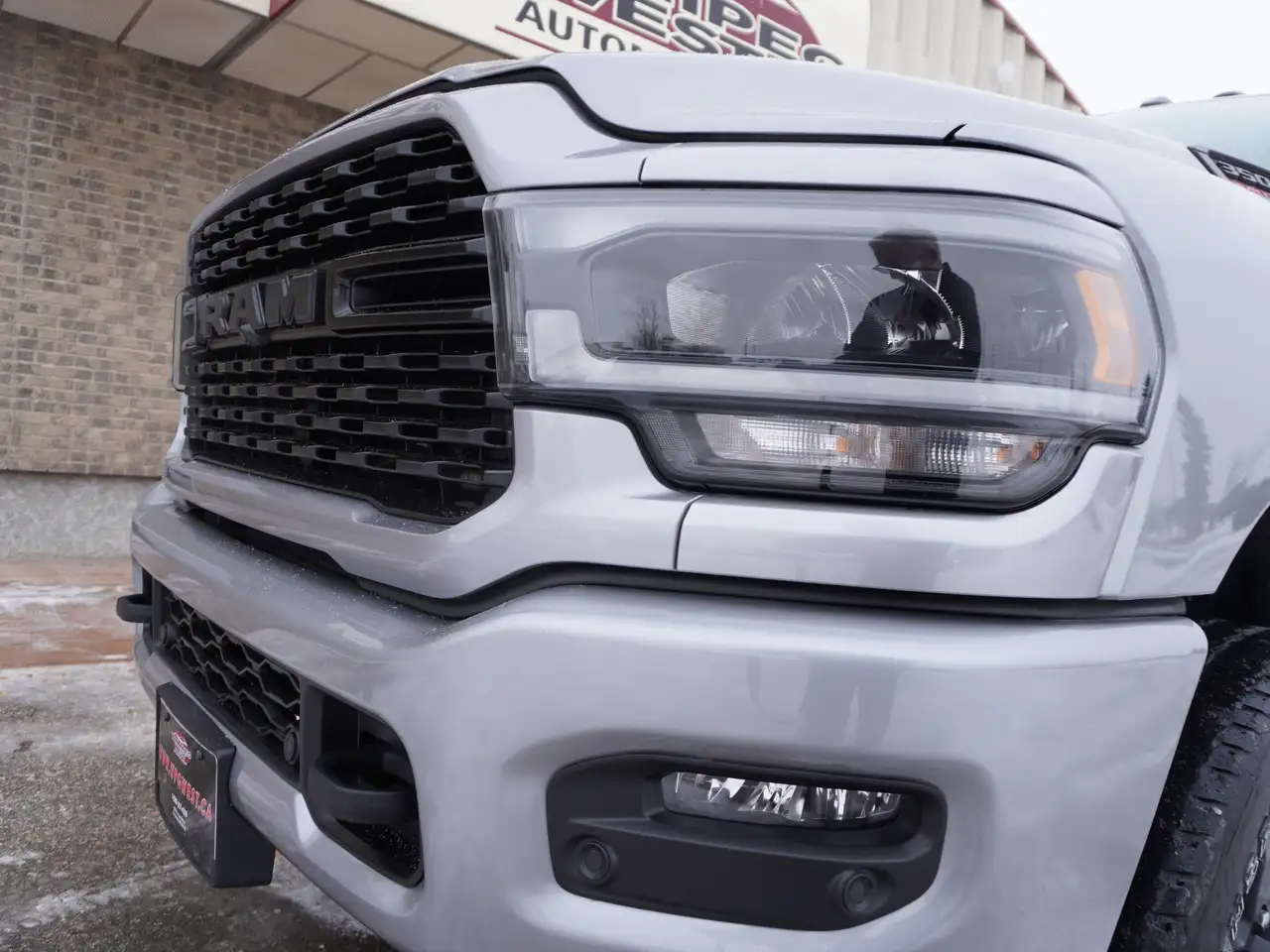 RAM 3500 снимка RAM 3500