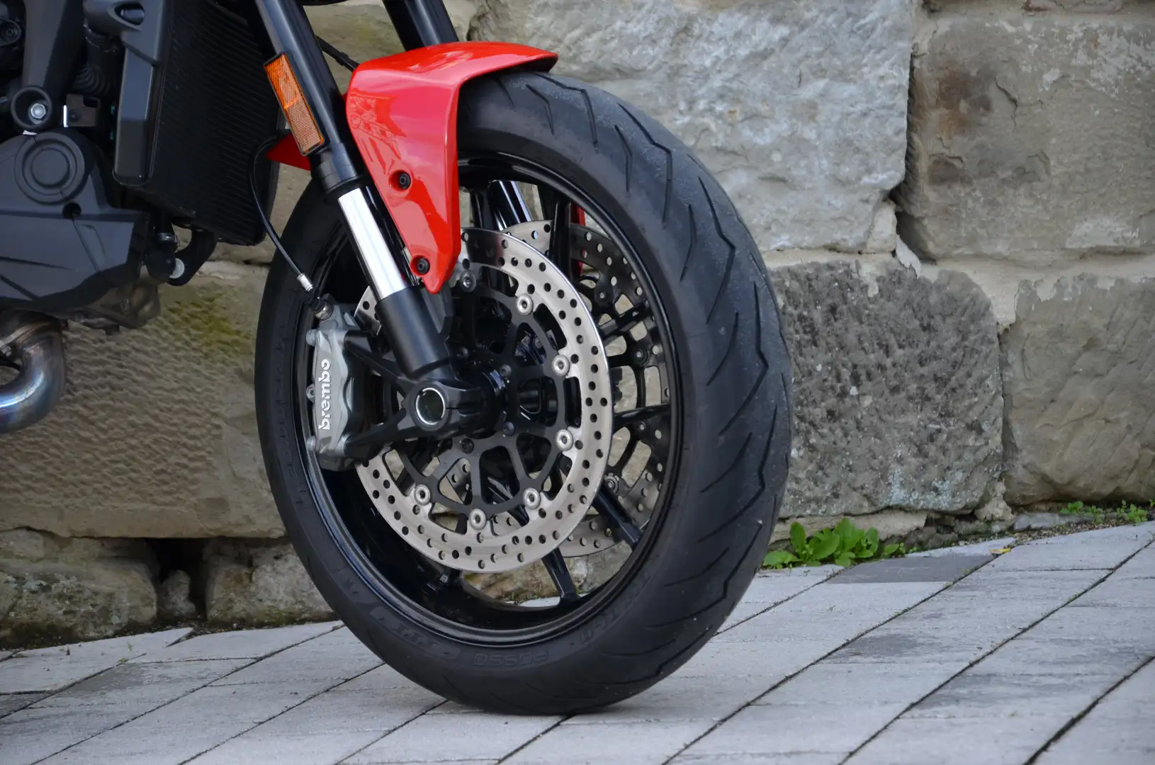 Ducati Monster 937 DUCATI MONSTER 950 937 * TIEFERGELEGT * 1. HAND Rouge - 2