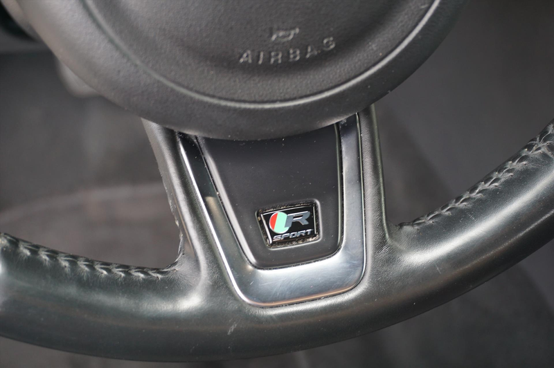 Jaguar XE 2.0D Portfoilio R-Sport / Org NL / Camera / Navi / — photo 11