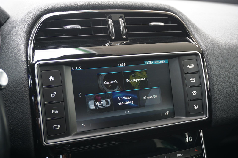 Jaguar XE 2.0D Portfoilio R-Sport / Org NL / Camera / Navi / — photo 15