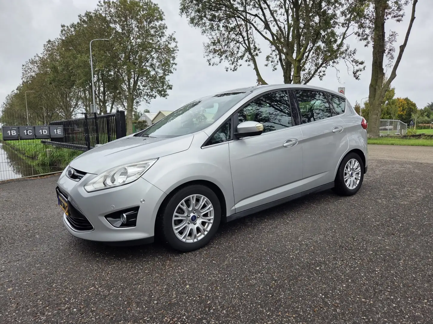 Ford C-Max 2.0 TDCi Titanium LAGE KILOMETERS - INCL. ROLSTOEL Grau - 2