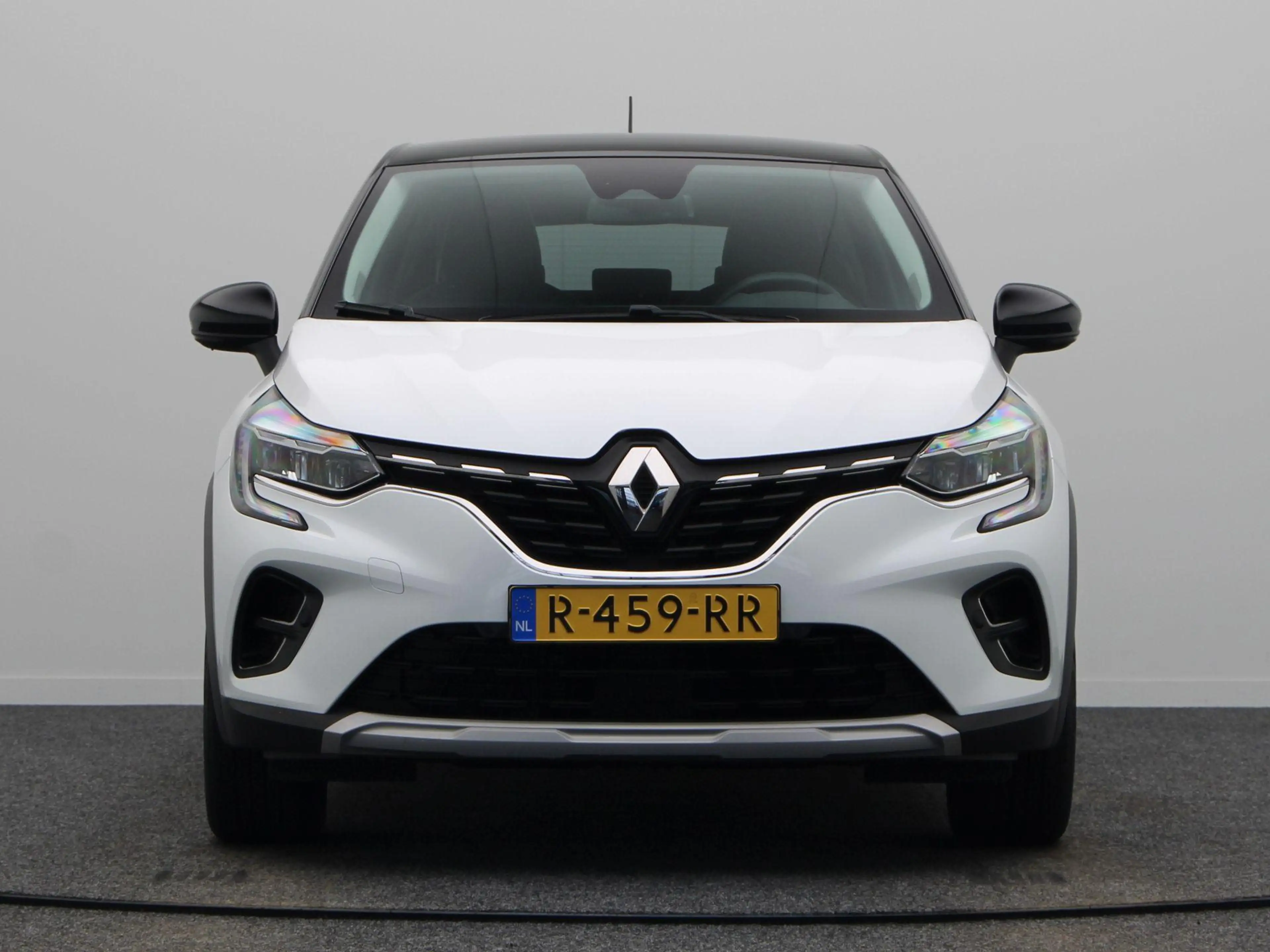 Renault Captur E-Tech Hybrid 145pk Intens | Trekhaak | Navigatie — photo 6
