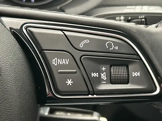 Audi Q2 view 15