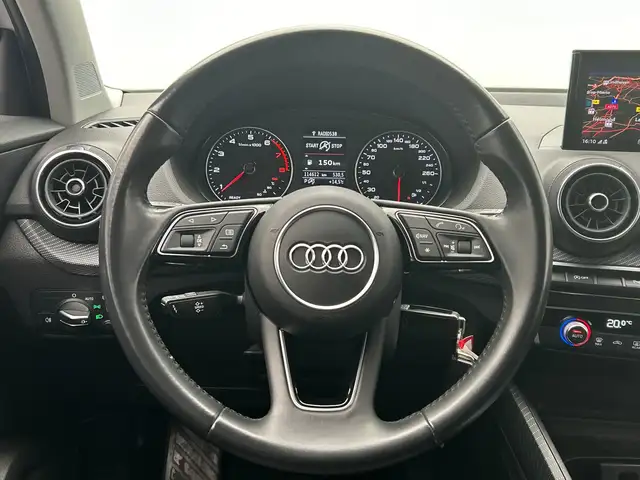 Audi Q2 view 11