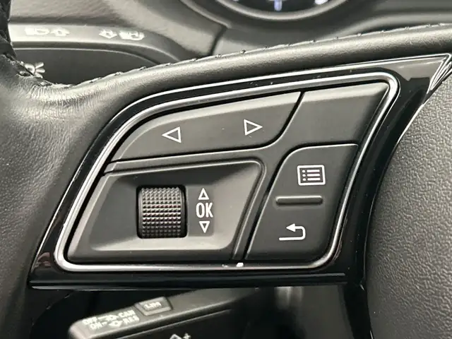 Audi Q2 view 19