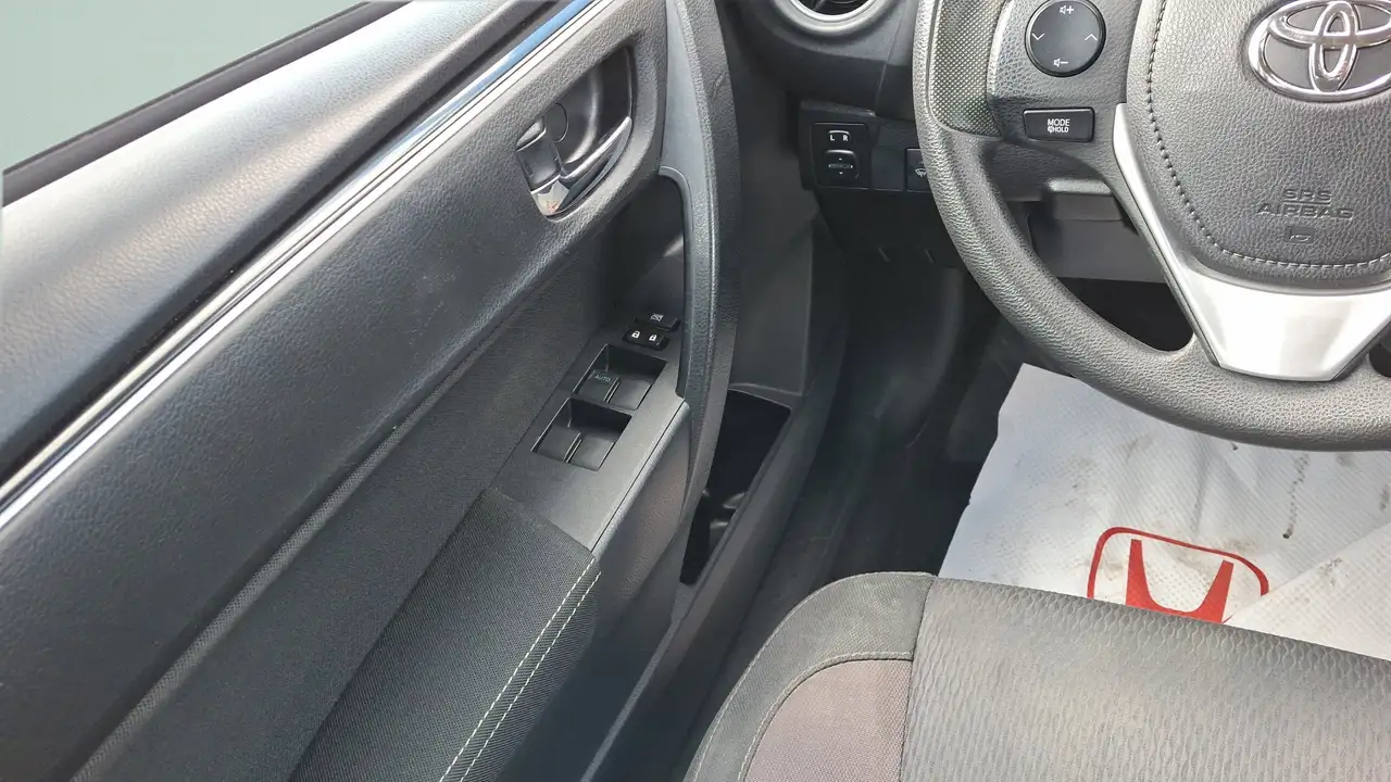 Toyota Corolla снимка Toyota Corolla