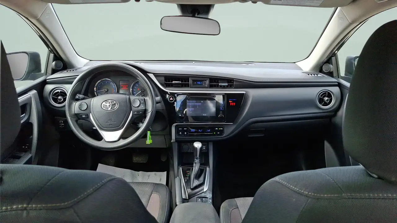 Toyota Corolla снимка Toyota Corolla