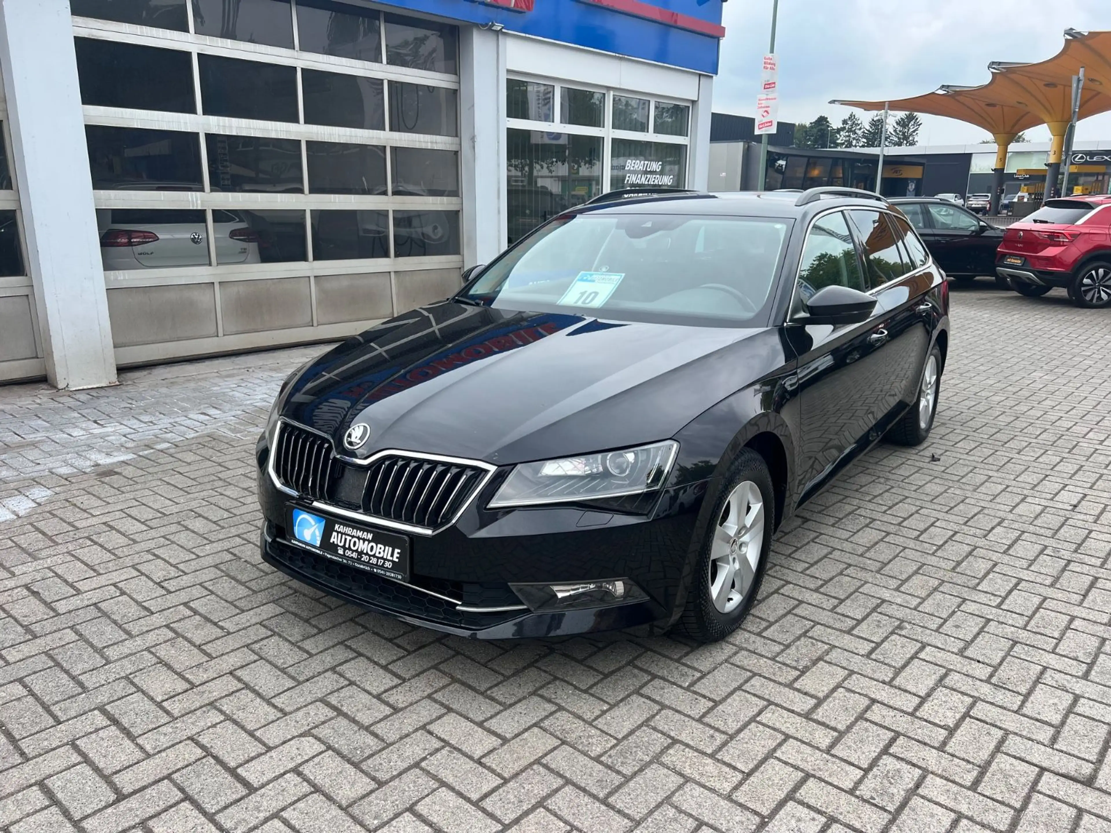 Skoda Superb Combi Ambition — photo 2
