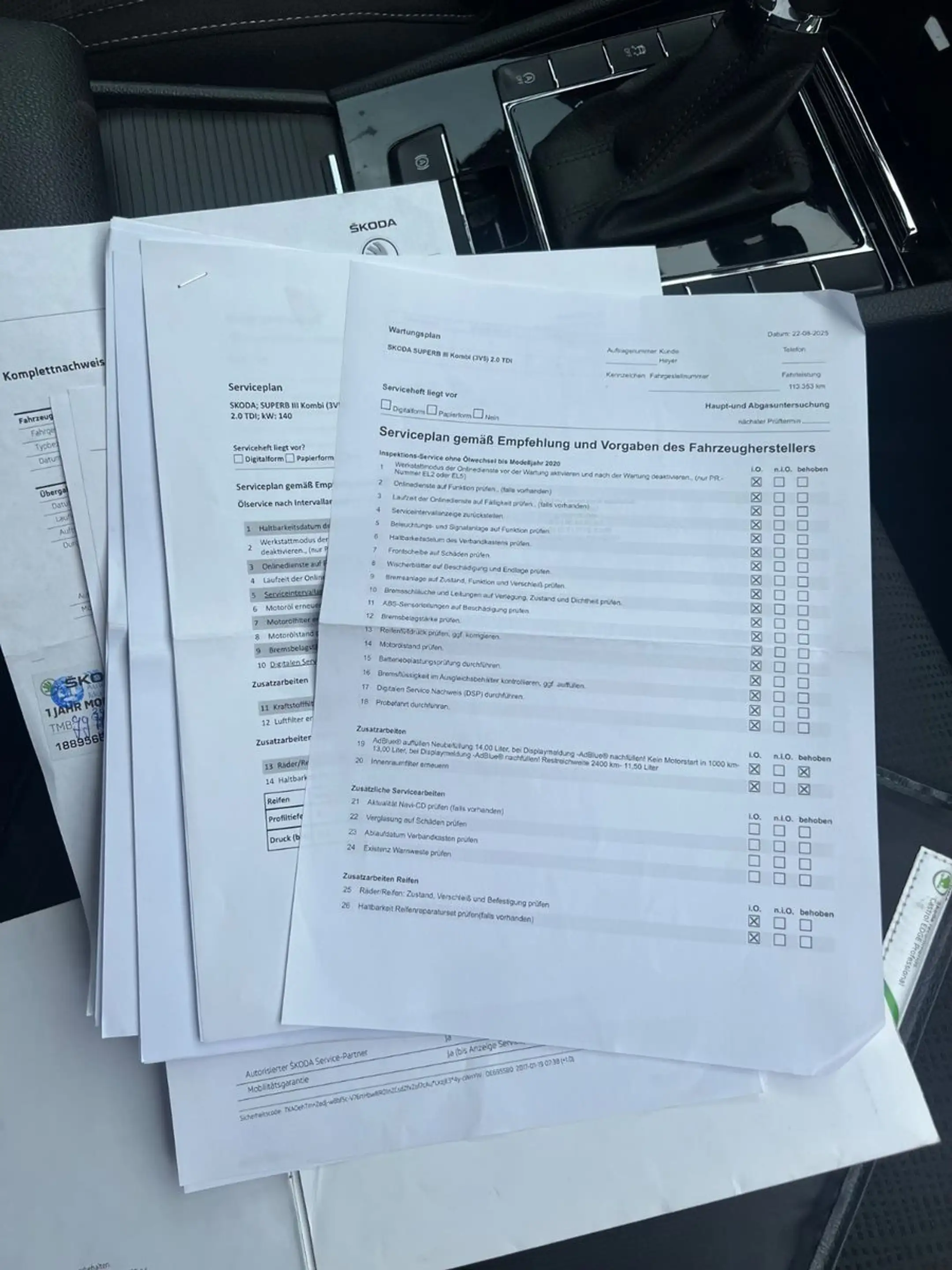 Skoda Superb Combi Ambition — photo 13