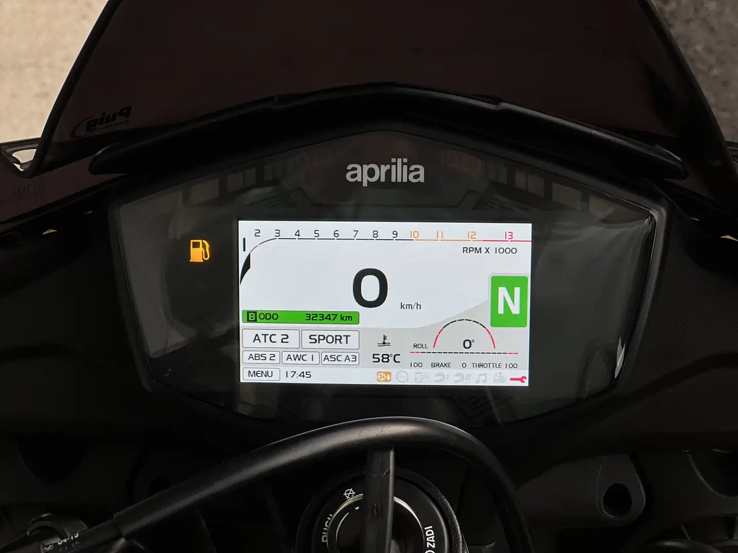 Aprilia Tuono Szary - 2