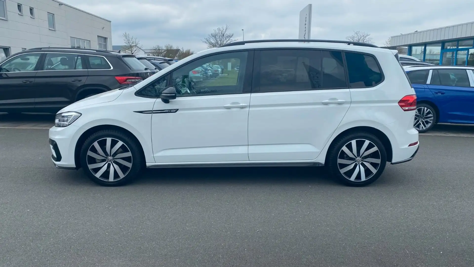 Volkswagen Touran R-Line 1.5l TSI STANDHZ, ACC, KAMERA, LED Weiß - 2