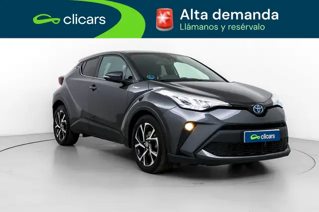 Toyota C-HR view 3