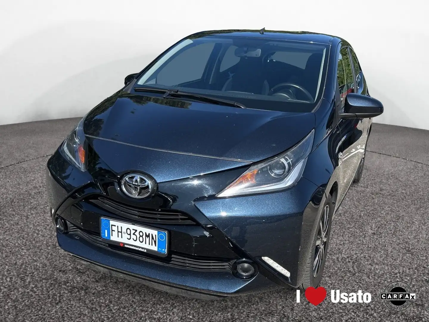 Toyota Aygo II 5p 1.0 x-play my15 Blu/Azzurro - 1