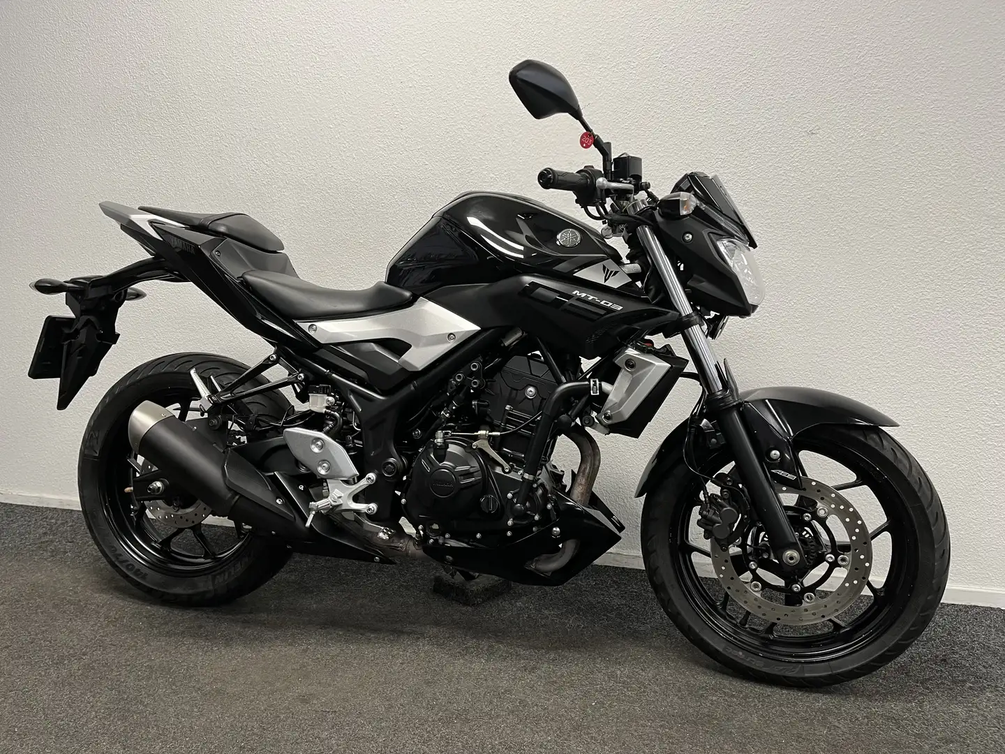 Yamaha MT-03 ABS Gri - 2