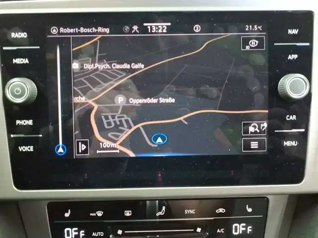 Volkswagen Passat view 12