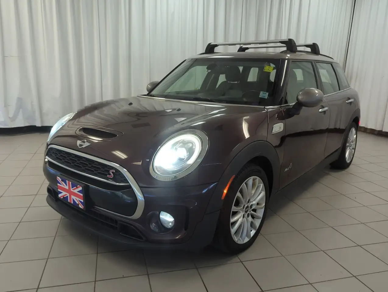 MINI Cooper Clubman снимка MINI Cooper Clubman