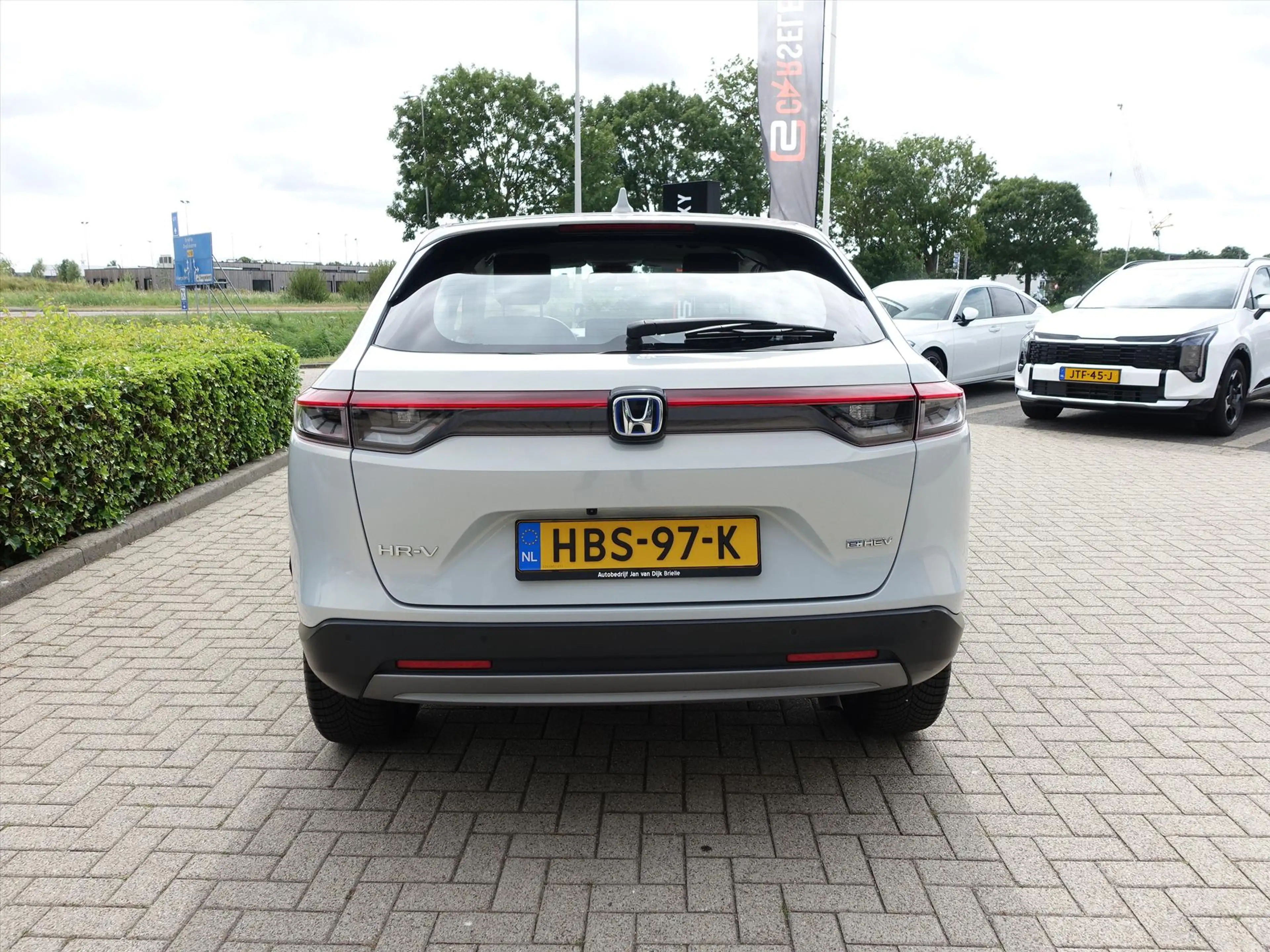 Honda HR-V 1.5 i-MMD 131pk CVT Elegance — photo 4