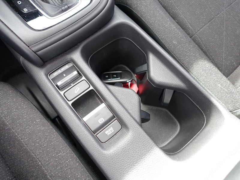 Honda HR-V 1.5 i-MMD 131pk CVT Elegance — photo 16