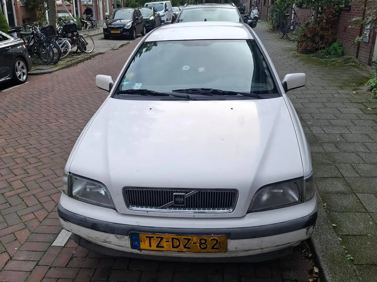 Volvo V40 1.8, foto 6
