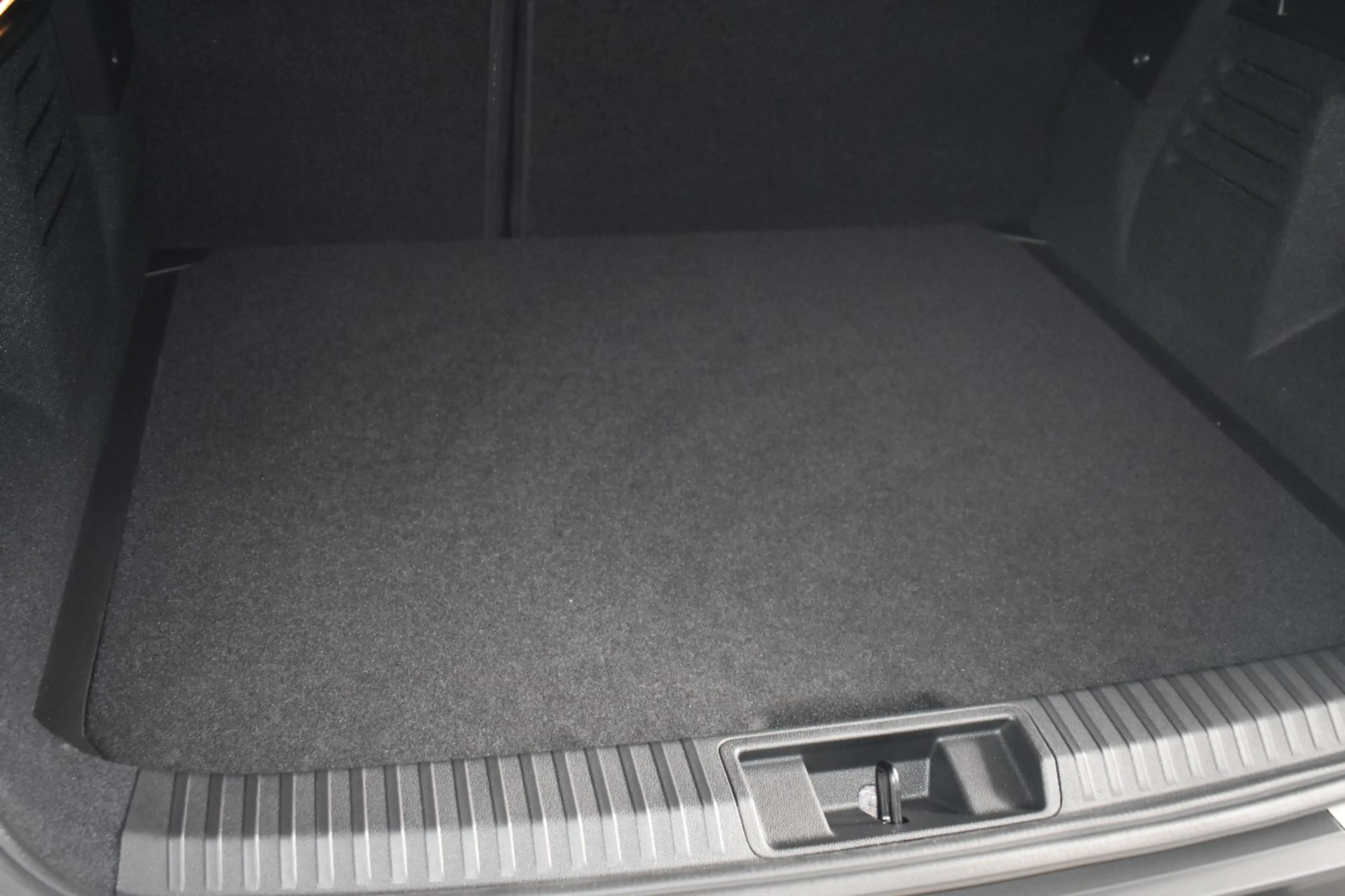 Mitsubishi Grandis Intro Edition 1.3 T A/T,LED,behz. FS — photo 7
